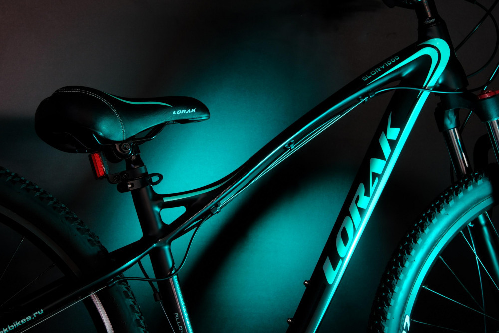 Lorak Glory 1000 Матовый Чёрный/Мятный рама 15 (на рост 141-160)